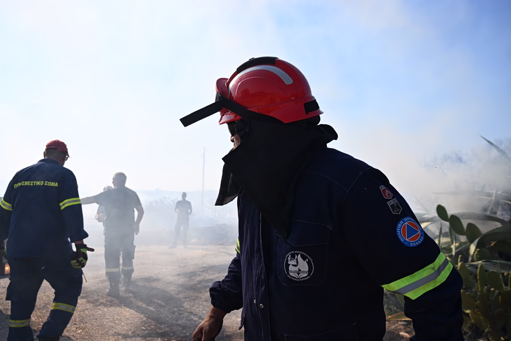 Φωτιά τώρα στο Σπαθοβούνι Κορινθίας – Ήχησε το 112, ενισχύθηκαν οι δυνάμεις