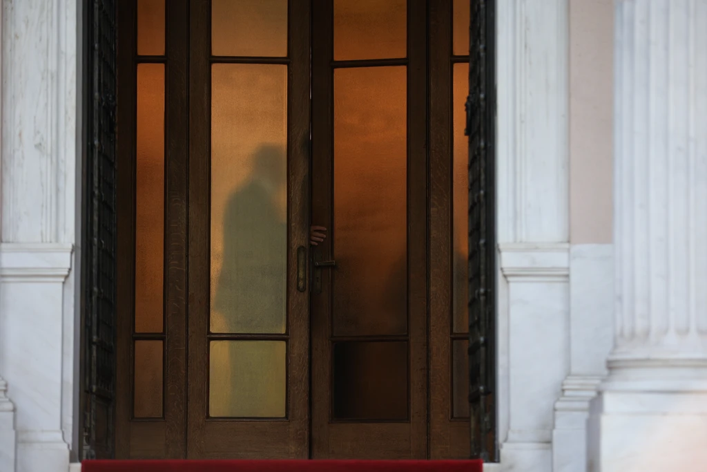 ΝΔ: Το παρασκήνιο της επιστολής Φεύγα για Σαμαρά – Αναταραχή και εκνευρισμός στο Μαξίμου