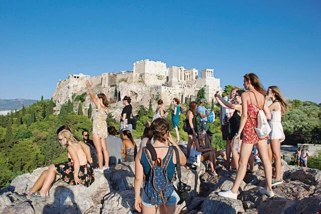 Το πολλαπλό στοίχημα του 2026 για τον τουρισμό