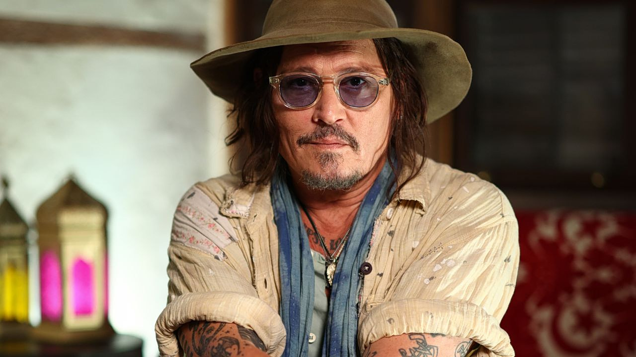 Jack Depp: Ο γιος του Johnny Depp κάνει το μεγάλο βήμα- Σκηνοθετεί την πρώτη του ταινία μεγάλου μήκους στο Παρίσι