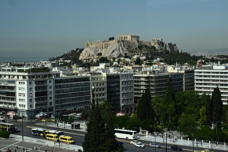 Aκίνητα: Αλλάζουν οι κανονισμοί των πολυκατοικιών, τι γίνεται με τα Airbnb