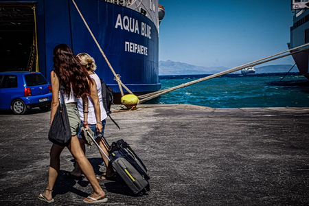 Ακυρώνονται αύριο δρομολόγια πλοίων από Ραφήνα – Παράνομη η απεργία