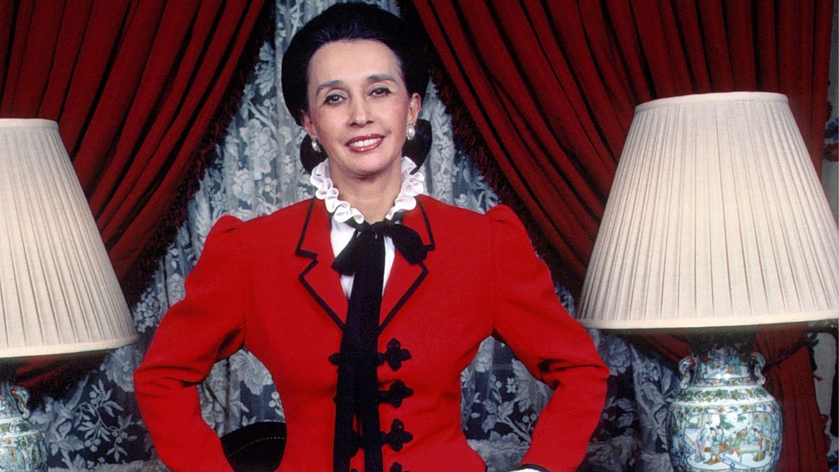 Aline Griffith: Ποια ήταν η λαμπερή κόμισσα που έκανε μόδα την κατασκοπία;