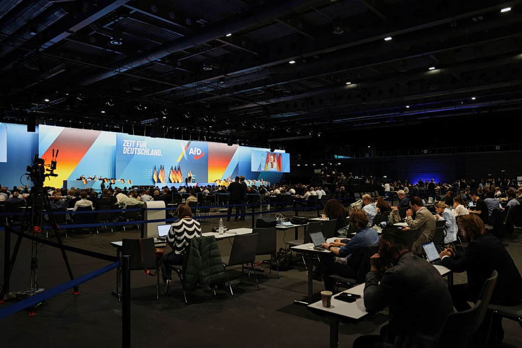 Συνέδριο AfD: O Βιβάλντι, ο Πόλεμος των Άστρων και η «φαιά» δυσοσμία των ακροδεξιών – Αξιώνουν να κυβερνήσουν στη Γερμανία