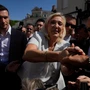 Η Λεπέν ξεκινά προεκλογική εκστρατεία μετά την καταδίκη – «Παίζει τα ρέστα της» για το 2027