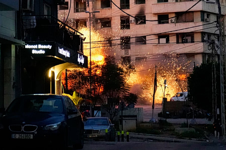 Ιράν: Νέες επιθέσεις εν μέσω πένθους – Τα αντίποινα πνίγουν την εκεχειρία