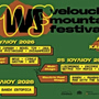 Το ελληνικό «Woodstock» στα έλατα: Το εναλλακτικό μουσικό φεστιβάλ στην καρδιά της Ευρυτανίας που δεν πρέπει να χάσεις