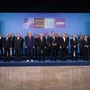 Σε δυο βάρκες η κυβέρνηση