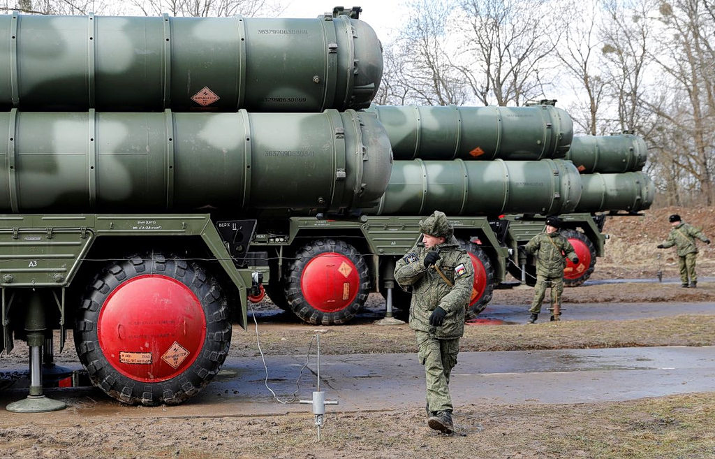 Hürriyet: Συμφωνία για πώληση των S-400 με χώρα του Κόλπου – Ανοίγει ο δρόμος για τα F-35;