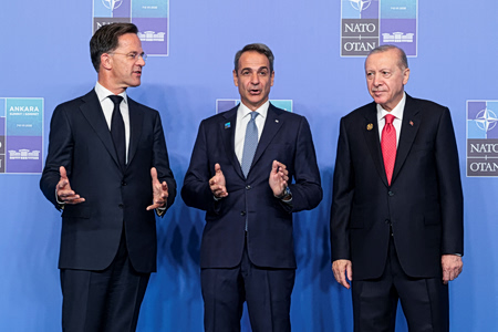 Η κρίση στη Μέση Ανατολή και η Σύνοδος