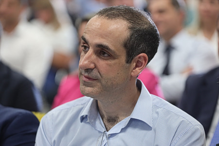 Γρηγόρης Δημητριάδης: Πολιτική θύελλα από τη συνέντευξη για υποκλοπές – Ο «όρκος σιωπής» και το μήνυμα στο Μαξίμου