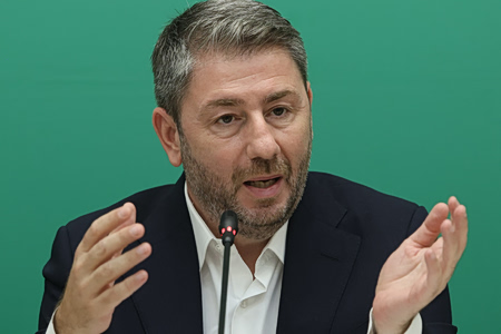 Οι 7 θέσεις του ΠαΣοΚ για τις μικρομεσαίες επιχειρήσεις – Βίντεο του Νίκου Ανδρουλάκη