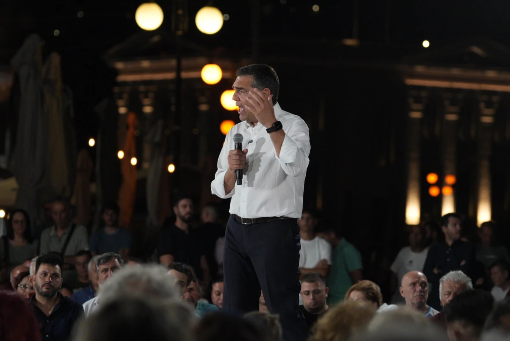 Τσίπρας: «Ποτέ άλλοτε σε αυτόν τον τόπο δεν είχε έρθει τόσο κοντά η νύχτα στο Μέγαρο Μαξίμου»
