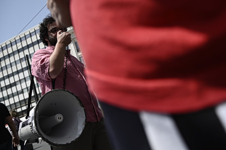 ΑΔΕΔΥ: Πανελλαδική στάση εργασίας και πορεία στη Βουλή