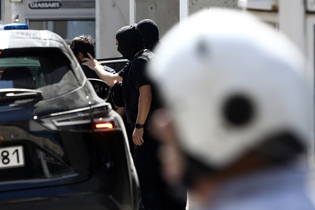 Προφυλακίστηκαν οι δύο 42χρονοι για την υπόθεση της Marfin