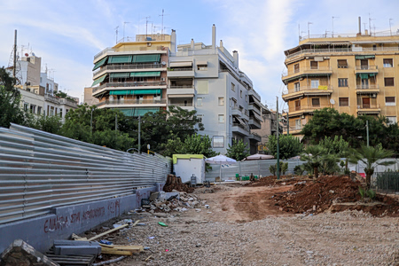 Κυψέλη: Εισαγγελική παρέμβαση για τις ρωγμές στα σπίτια από το μετρό