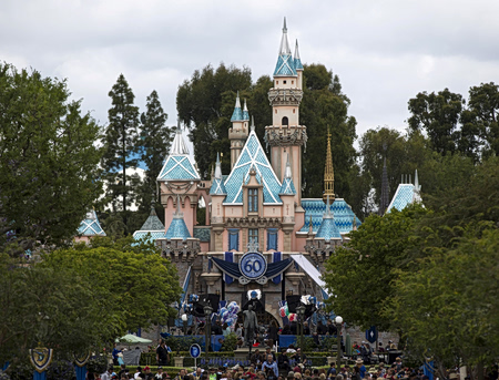 Disneyland: Πώς γεννήθηκε το πιο διάσημο θεματικό πάρκο στον κόσμο
