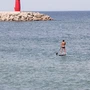 SUP, ρακέτες, ελεύθερο κάμπινγκ: Τι ισχύει στις παραλίες, τα πρόστιμα
