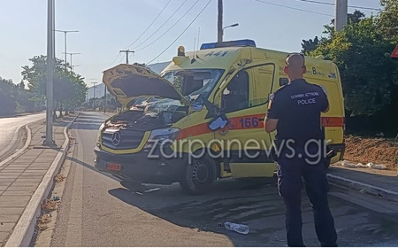 Χανιά – Τροχαίο δυστύχημα με ασθενοφόρο ΕΚΑΒ : Νεκρός ο ασθενής – Τραυματίες οι διασώστες