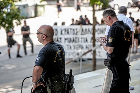 Δολοφονία Νέστορα: Δύο συλλήψεις μετά την ένταση στο Δικαστικό Μέγαρο Θεσσαλονίκης