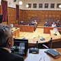 Τους διέγραψε όλους