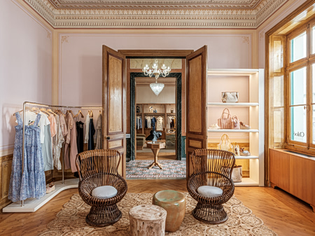 Η KALOGIROU εγκαινιάζει ένα νέο Concept Store-ορόσημο στη Μύκονο, αναβιώνοντας την ιστορική Οικία Βενιέρη