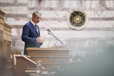 Μητσοτάκης: «Οι εκλογές θα γίνουν την άνοιξη του 2027» – Η επίθεση στον Τσίπρα και οι αναφορές στο Μουντιάλ