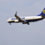 Ατύχημα Ryanair: «Ξένο σώμα» έσπασε το παράθυρο – «Πολύ νωρίς να μιλήσουμε για αποζημίωση»