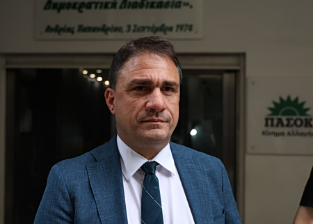 Κ. Τσουκαλάς: «Ο πρωθυπουργός μετεξεταστέος στα οικονομικά, άριστος στις αλχημείες»