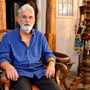 Τάσος Μαντζαβίνος: «Η ζωγραφική με βοήθησε να επιβιώσω. Αλλιώς δεν ξέρω πού θα είχα καταλήξει»