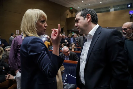 ΣΥΡΙΖΑ vs ΕΛ.Α.Σ: Το πρώτο ηχηρό μήνυμα Δούρου σε Τσίπρα