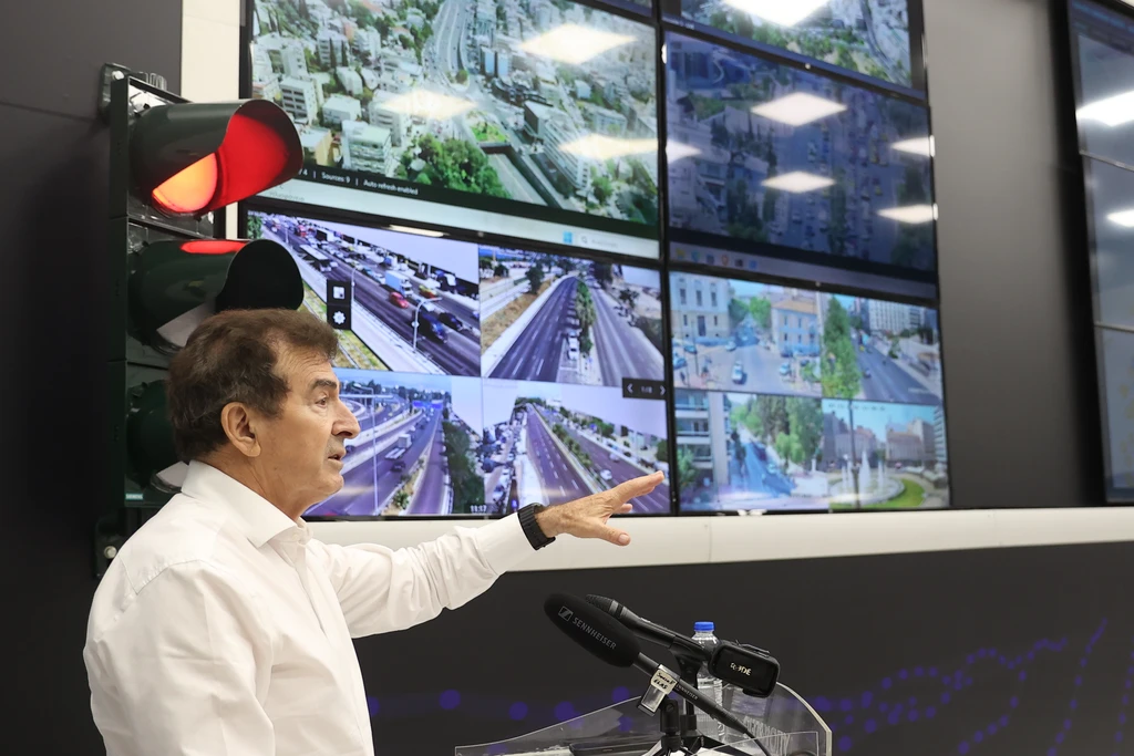 Traffic Commander: Η τεχνολογία στη μάχη με την κίνηση στην Αττική