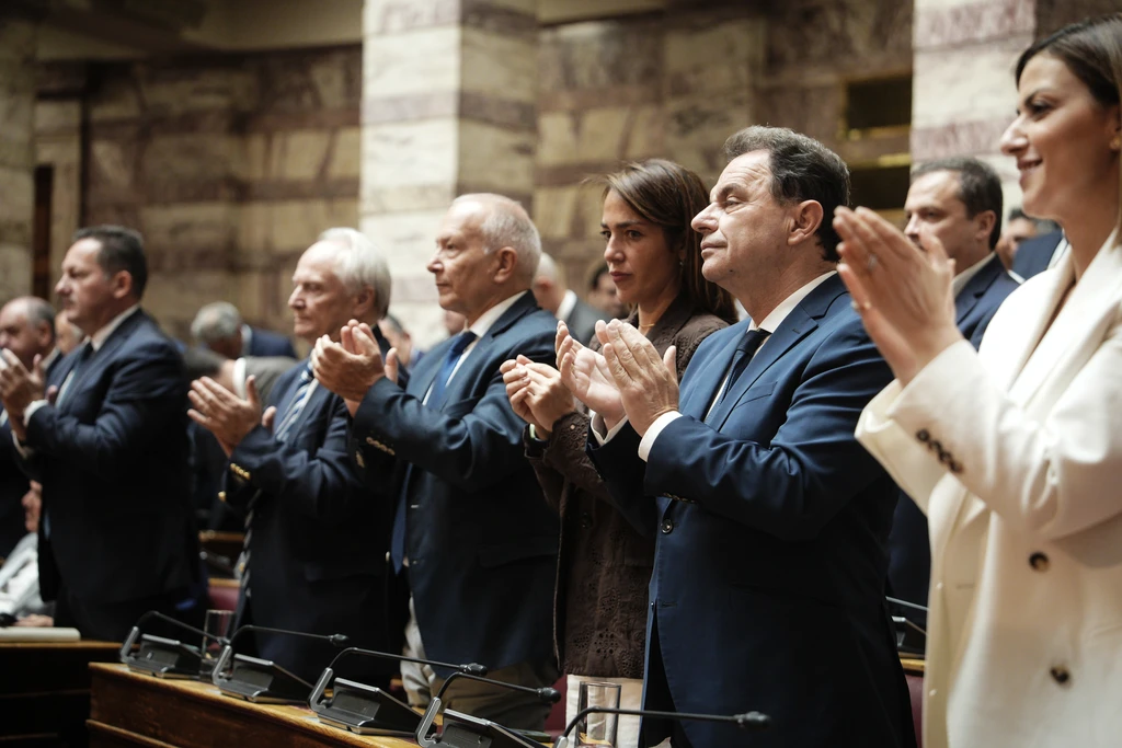Προεκλογικό «μασάζ» Μητσοτάκη στους βουλευτές στην ΚΟ της ΝΔ -Υποχώρηση στο «ασυμβίβαστο»