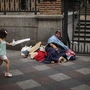 Δύο εκατ. Ελληνες κάτω από το όριο της φτώχειας