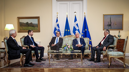 Η αισιοδοξία Τασούλα για τα Γλυπτά του Παρθενώνα, οι εκλογές και η αιχμή για Δούρου