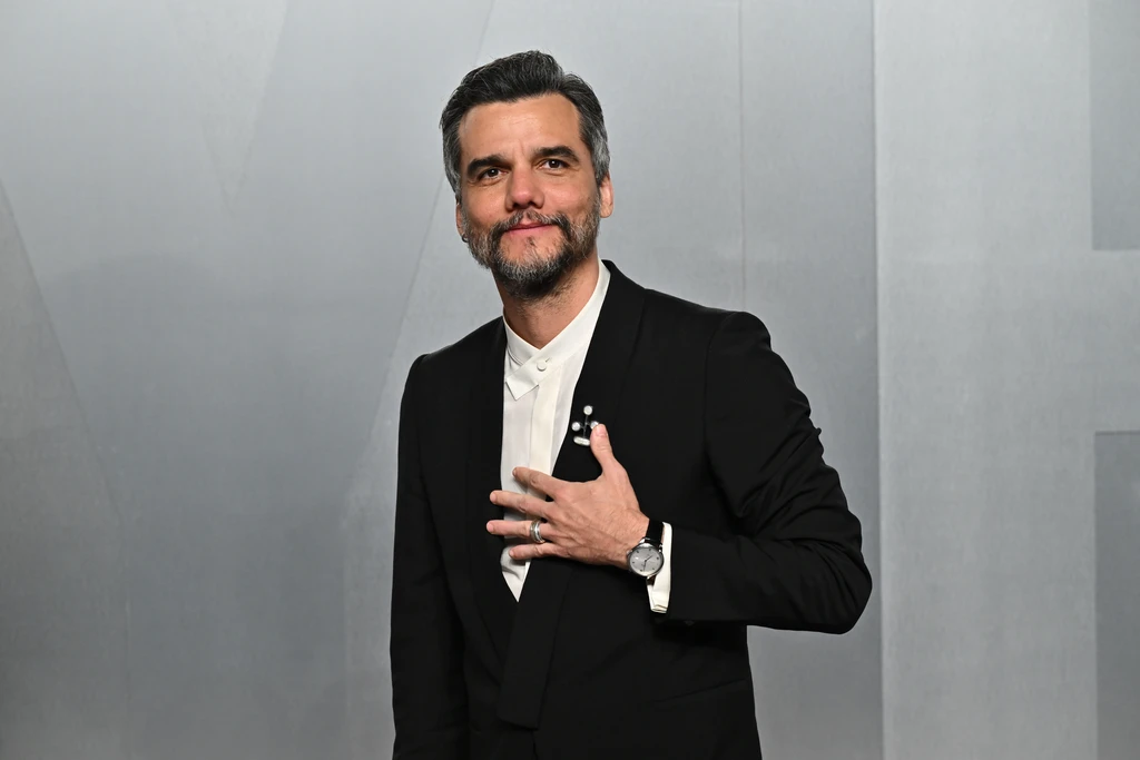 «A trial»: Γιατί ο Βάγκνερ Μόουρα του «Narcos» δικάζεται στην Πειραιώς 260; | Επικαιρότητα στο PlusTV.gr