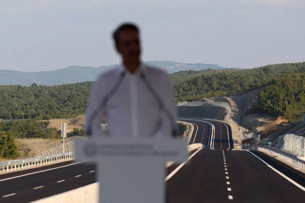 Ε65: Παραδίδεται στην κυκλοφορία, πόσο φτάνουν τα διόδια | Επικαιρότητα στο PlusTV.gr