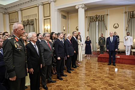 Λαμπρή δεξίωση στο Προεδρικό Μέγαρο για την 52η Επέτειο Αποκατάστασης της Δημοκρατίας (Εικόνες)