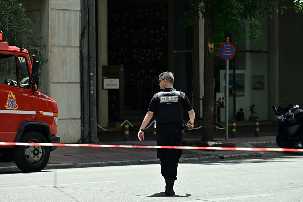 Λήξη συναγερμού στη γαλλική πρεσβεία: Φάρσα το τηλεφώνημα για βόμβα