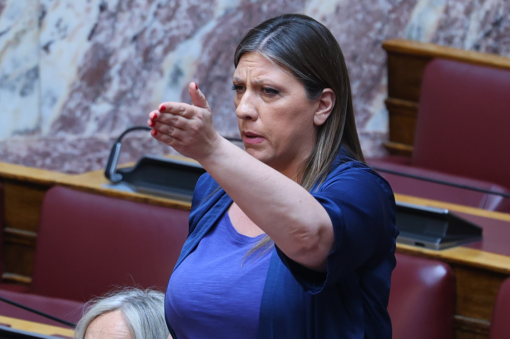 Σφοδρή σύγκρουση Κωνσταντοπούλου – Αραμπατζή: Οι αιχμές για Τέμπη και ΟΠΕΚΕΠΕ