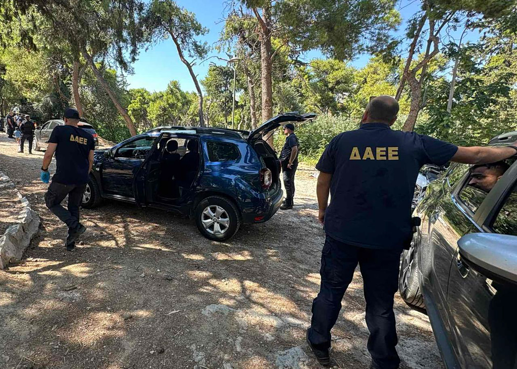 Τρεις συλλήψεις για τη φωτιά στο παλιό κτίριο του Μπάντμιντον στο Πάρκο Γουδή | Επικαιρότητα στο PlusTV.gr
