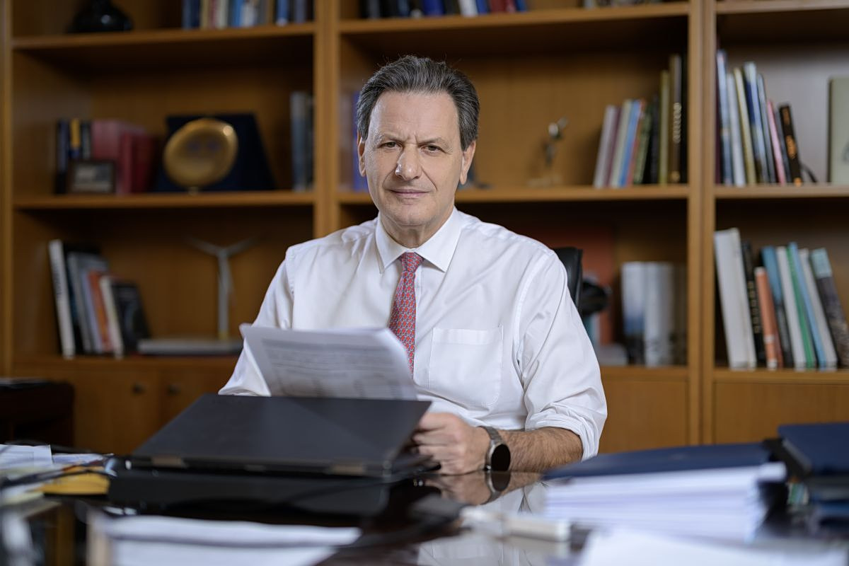 Θόδωρος Σκυλακάκης: Από την εξάρτηση του μισθού στην αξιοπρέπεια της ιδιοκτησίας