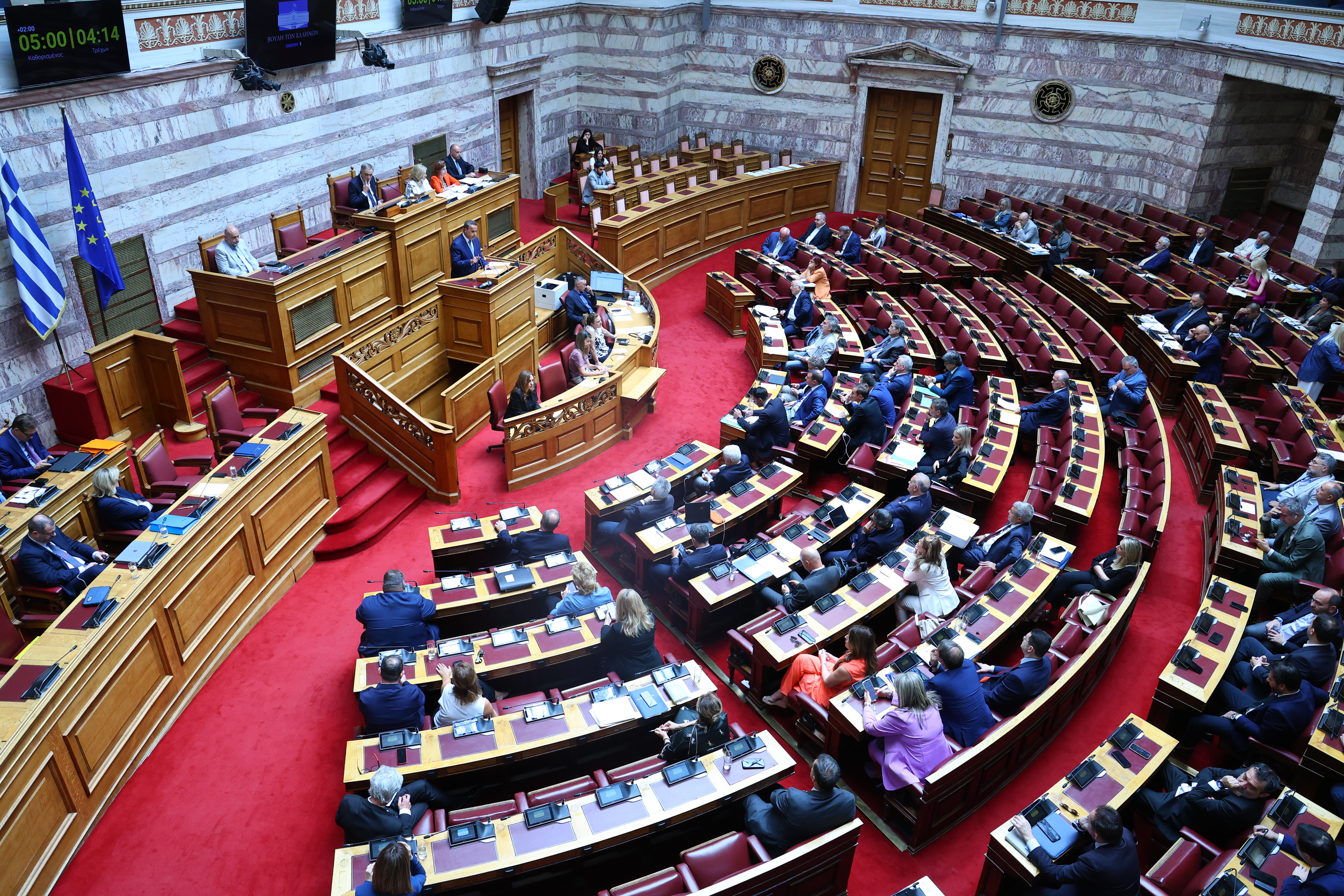 Στα ύψη η αντιπαράθεση στη Βουλή για το νερό – Αύριο η ονομαστική ψηφοφορία