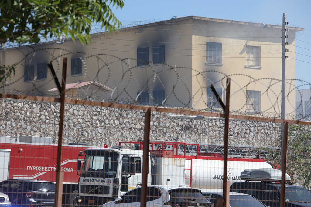 Φωτιά στις φυλακές Κορυδαλλού – Επεισόδια για τη μεταγωγή Τούρκου κρατουμένου | Επικαιρότητα στο PlusTV.gr