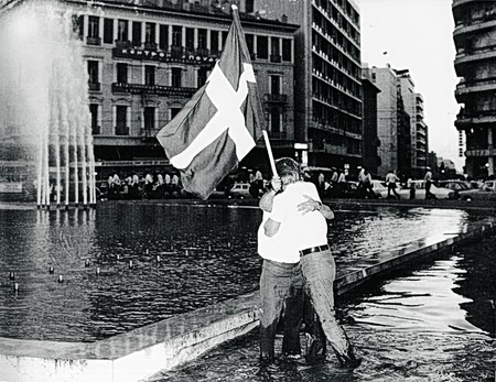Από την πολιτική στην κουλτούρα