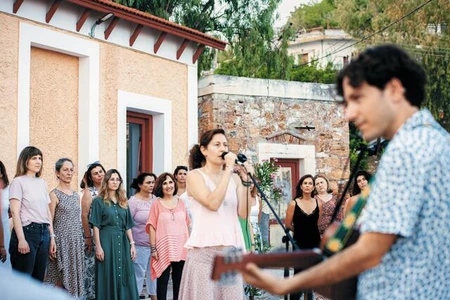 Η μελοποιημένη ποίηση ως γιατρειά