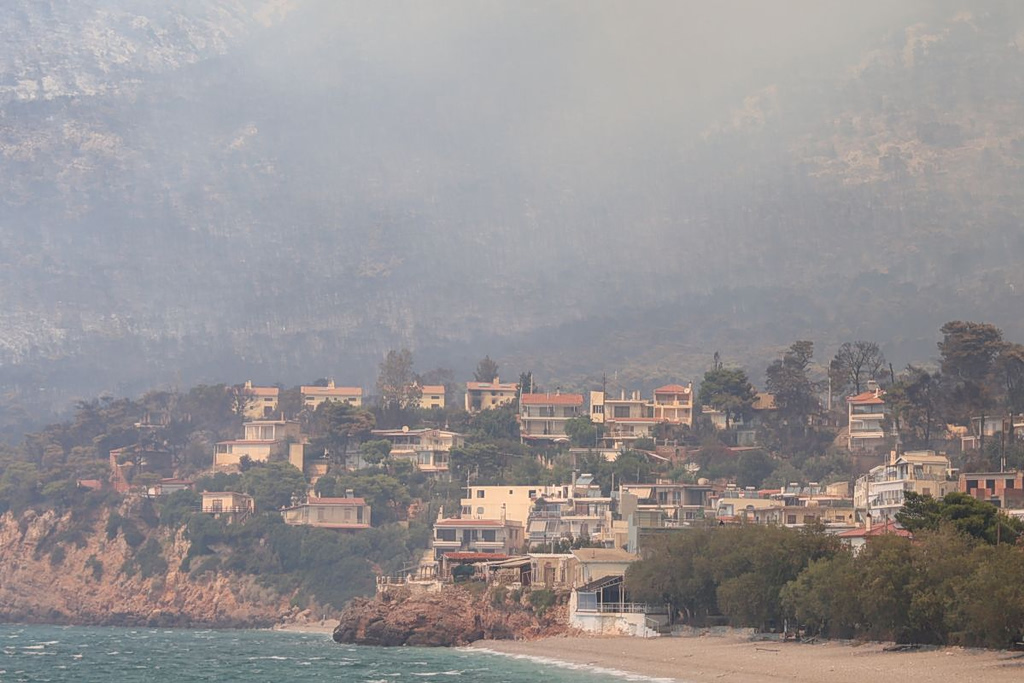 Από σπινθήρες σε ανεμογεννήτρια η πυρκαγιά στη Βοιωτία – Δύο συλλήψεις | Επικαιρότητα στο PlusTV.gr