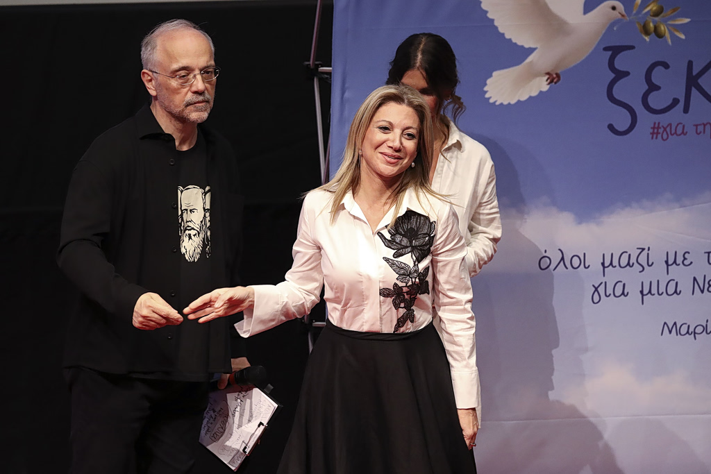Μαρία Καρυστιανού: Η μάχη για την «αυθεντική» Ελπίδα σε ζωντανή μετάδοση | Επικαιρότητα στο PlusTV.gr