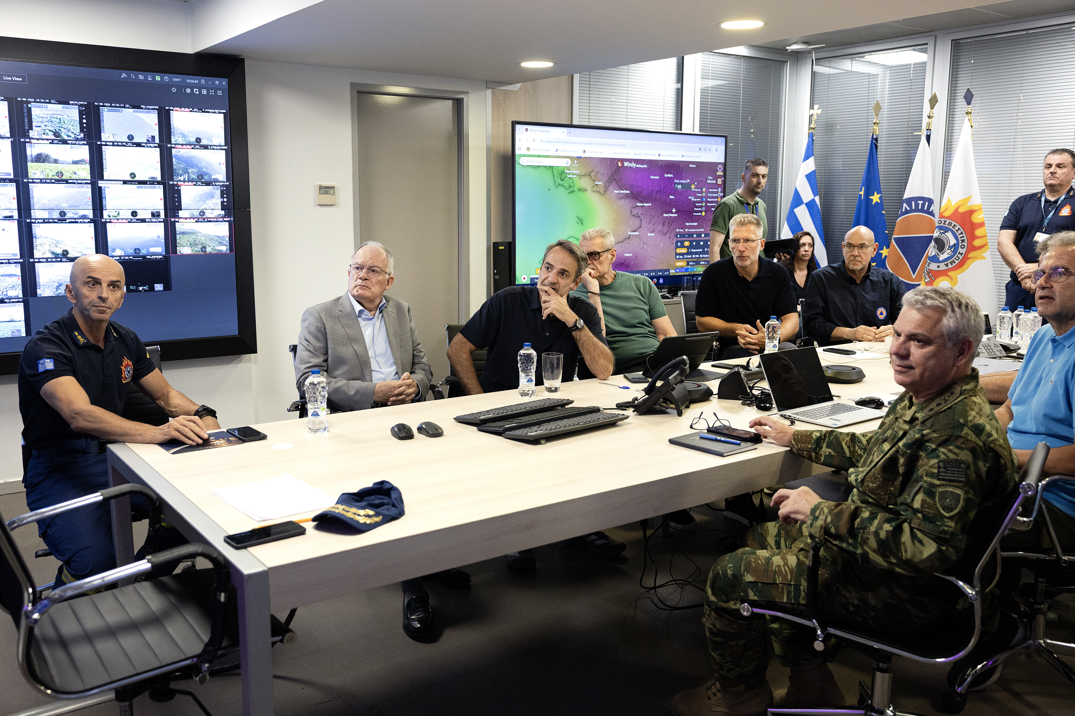 Μητσοτάκης για δυστύχημα στην Ψάθα: «Οδύνη για τους δύο μαχητές της πρώτης γραμμής»
