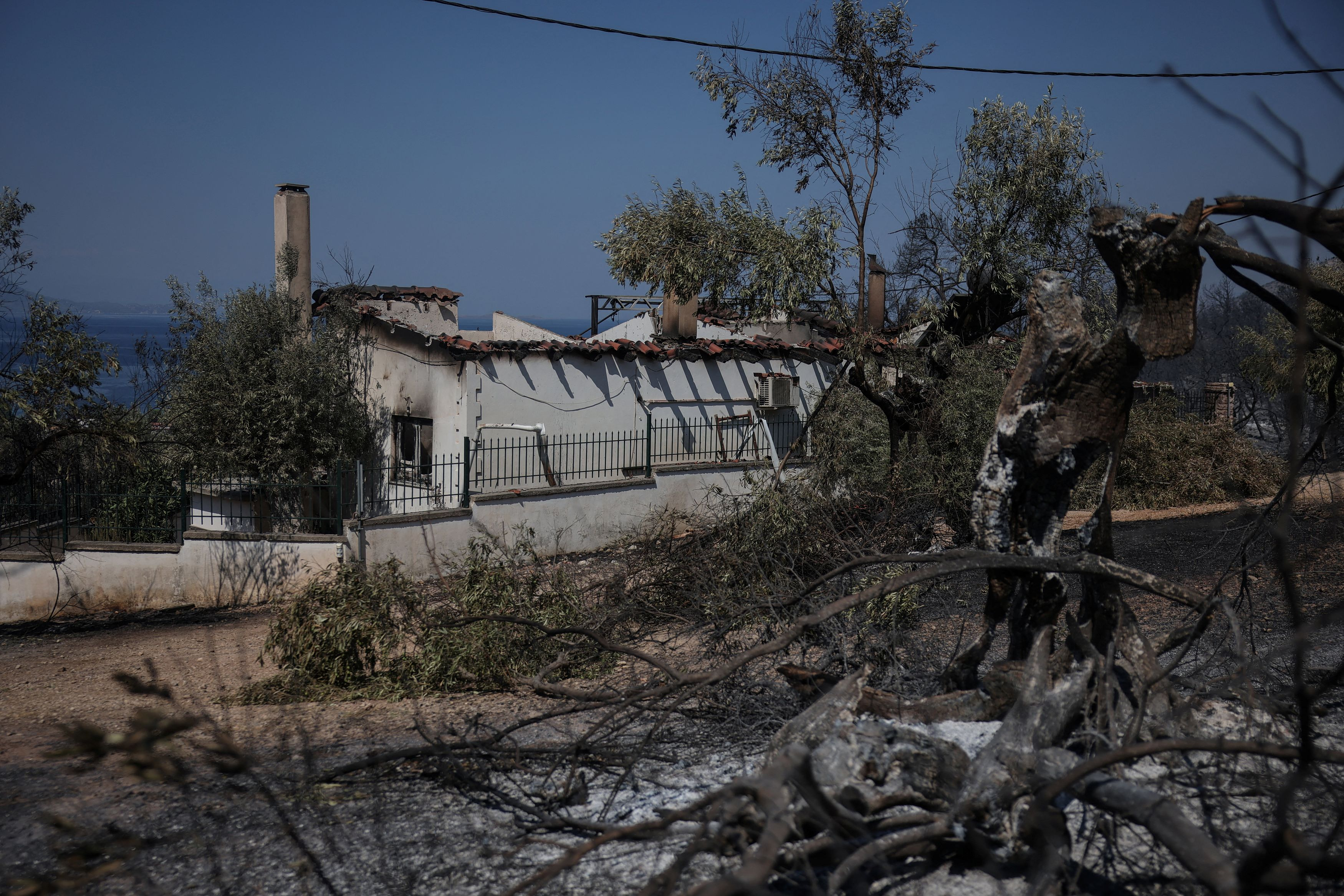 5 το πρωί: Ξέσπασμα οργής στο Πόρτο Γερμενό – Θρίλερ για τα Στενά – Στην Ολλανδία για την πρόκριση